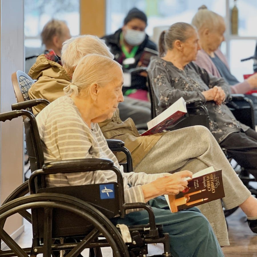 Baxter Senior Living | Residents gathered in the common room